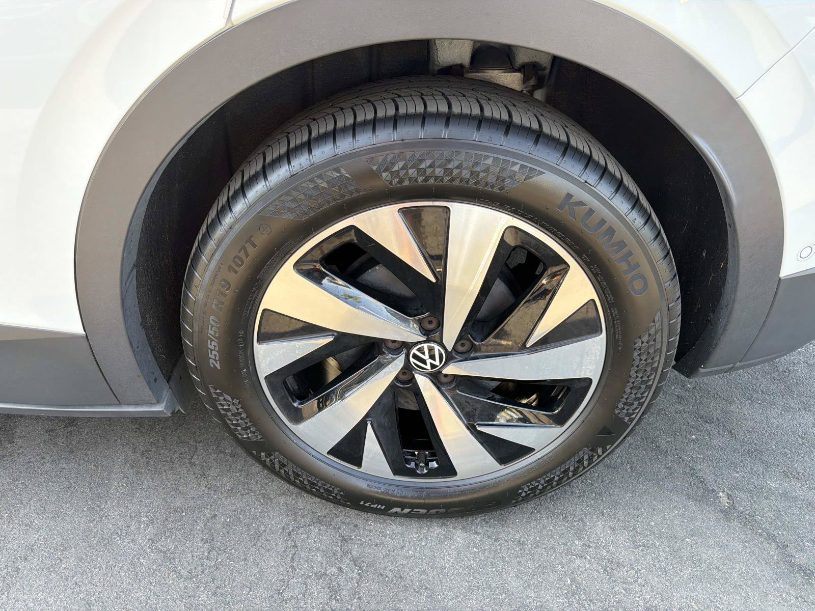 Certified 2023 Volkswagen ID.4 Pro RWD image 6