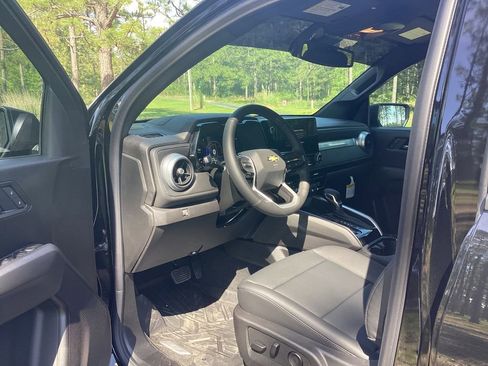 New 2026 Chevrolet Colorado LT RWD image 11