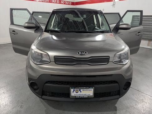 Used 2017 Kia Soul image 10