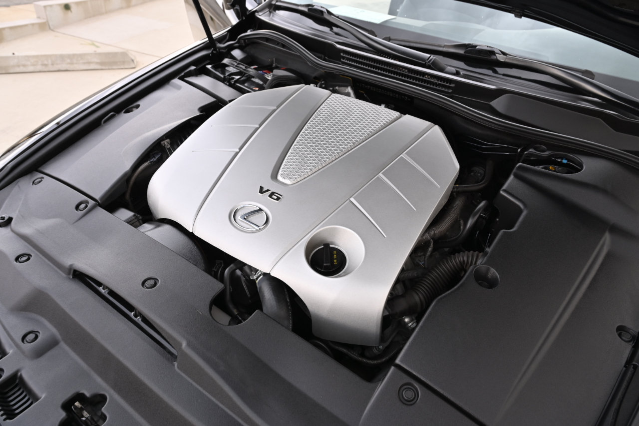 Used 2012 Lexus IS 350C w/ Luxury Pkg RWD image 47