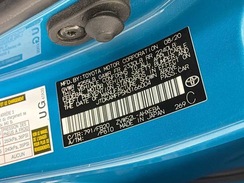Certified 2021 Toyota Prius Prime LE FWD image 11
