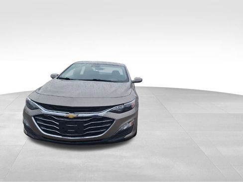 Used 2023 Chevrolet Malibu LT w/ Driver Confidence Package image 3