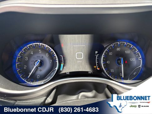 New 2026 Chrysler Pacifica Select FWD image 14