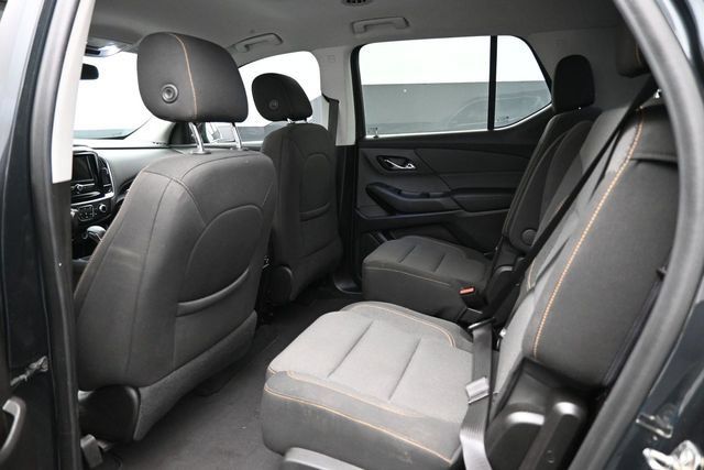 Used 2021 Chevrolet Traverse LT w/ LPO, Blackout Package FWD image 24