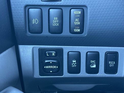 Used 2013 Toyota Tacoma 4x4 Double Cab w/ TRD Off-Road Pkg image 27