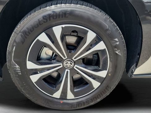 Certified 2024 Toyota bZ4X AWD image 26