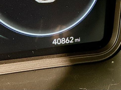 Used 2023 Hyundai Kona Limited w/ Cargo Package image 19