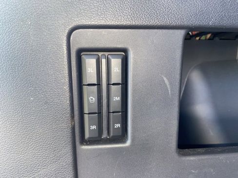 Certified 2022 Ford Expedition Platinum image 27