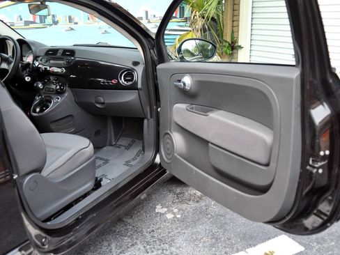 Used 2012 FIAT 500 Lounge FWD image 35