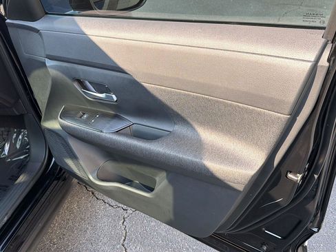 Used 2026 Nissan Kicks SV w/ SV Premium Package FWD image 14