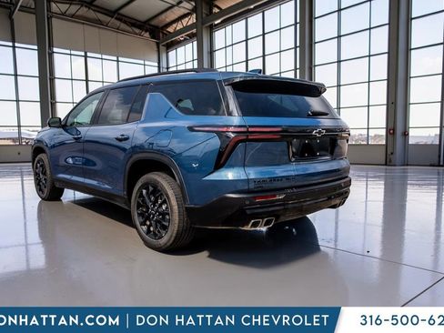 Used 2025 Chevrolet Traverse LT w/ Midnight/Sport Edition AWD/4WD image 33