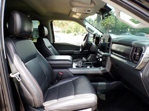 Used 2021 Ford F150 Lariat image 16