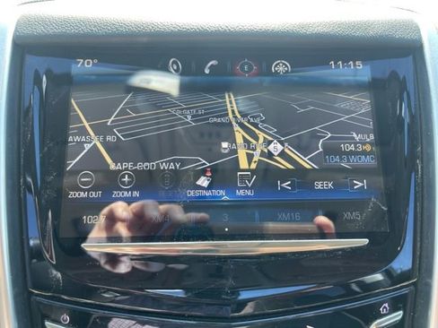 Used 2016 Cadillac SRX Luxury FWD image 18