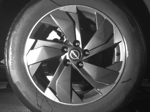 Used 2025 Nissan Rogue SV image 15