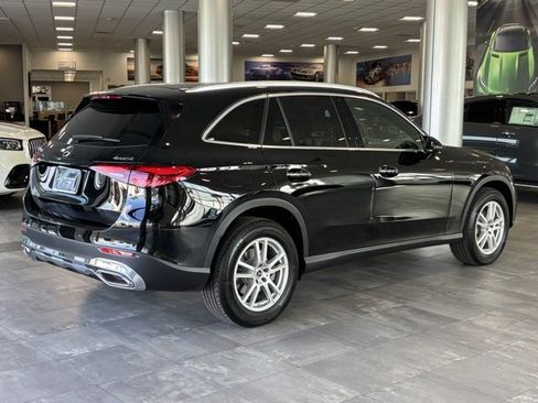 Certified 2025 Mercedes-Benz GLC 300 4MATIC image 5