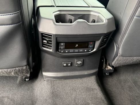Used 2024 Toyota Sequoia Platinum AWD/4WD image 29