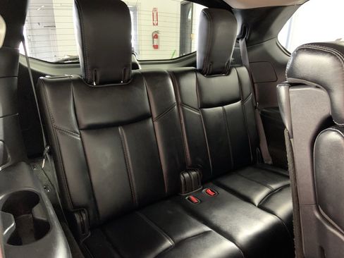 Used 2019 Nissan Pathfinder SL image 22