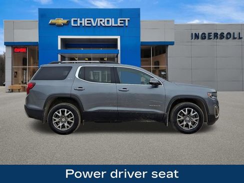 Used 2020 GMC Acadia SLT w/ LPO, Floor Liner Package image 9