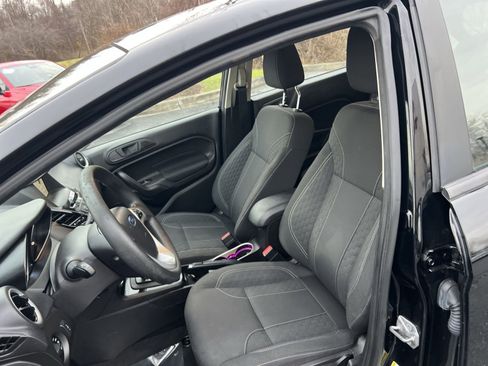 Used 2019 Ford Fiesta SE w/ Equipment Group 201A image 13