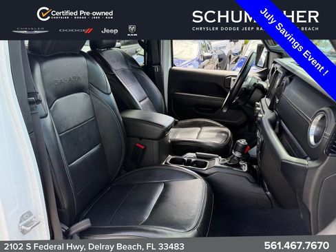 Used 2022 Jeep Wrangler Unlimited Sahara w/ LED Lighting Group AWD/4WD image 16