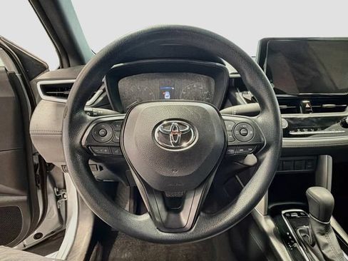 Used 2024 Toyota Corolla Cross AWD Hybrid image 8