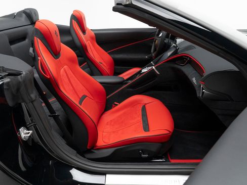Used 2025 Ferrari Roma Spider RWD image 48