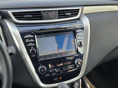 Used 2018 Nissan Murano S FWD image 26