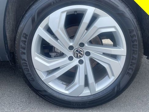Certified 2023 Volkswagen Atlas SE AWD/4WD image 12