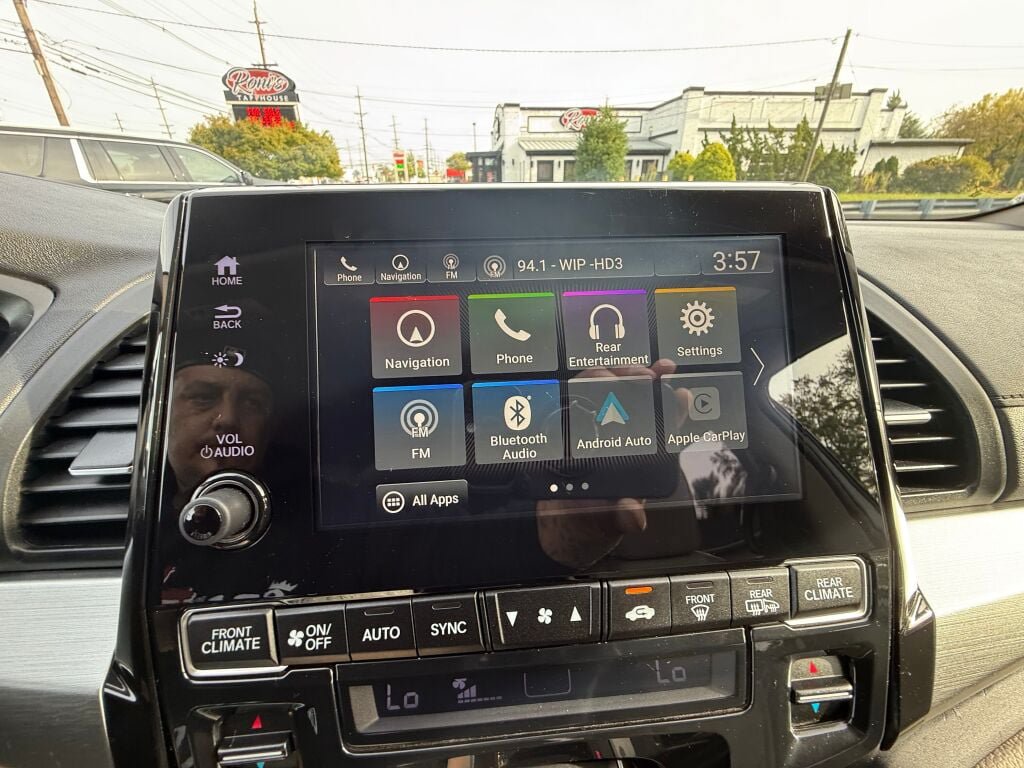 Used 2018 Honda Odyssey EX-L image 16