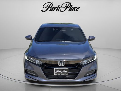 Used 2018 Honda Accord Sport image 7