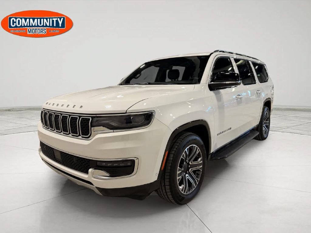 Used 2024 Jeep Wagoneer L Series II w/ Flexible Seating Group AWD/4WD image 1