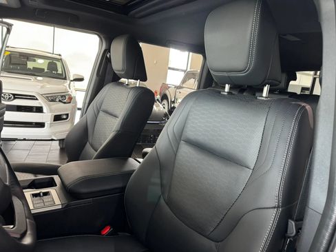 Used 2025 Toyota Land Cruiser w/ Premium Package AWD/4WD image 10