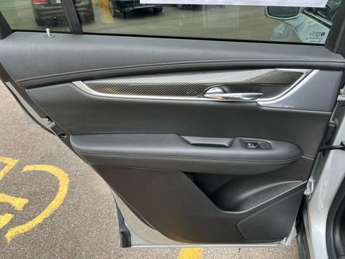 Used 2020 Cadillac XT6 Sport image 25