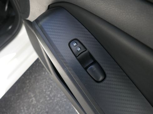 Used 2025 Nissan Altima 2.5 SV image 27