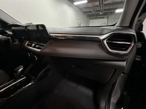 Certified 2024 Chevrolet TrailBlazer LT w/ LT Cold Weather Package AWD/4WD image 27