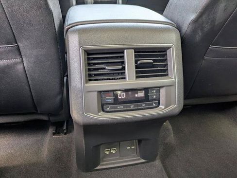 Used 2019 Volkswagen Atlas SEL Premium AWD/4WD image 17