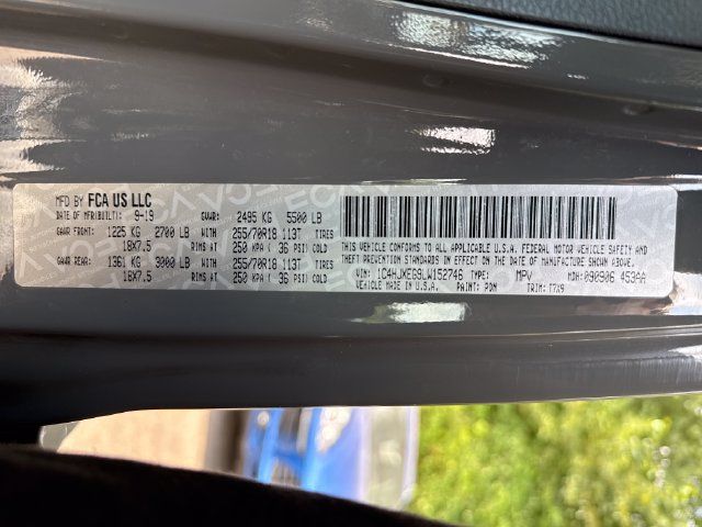 Used 2020 Jeep Wrangler Unlimited Sahara AWD/4WD image 16
