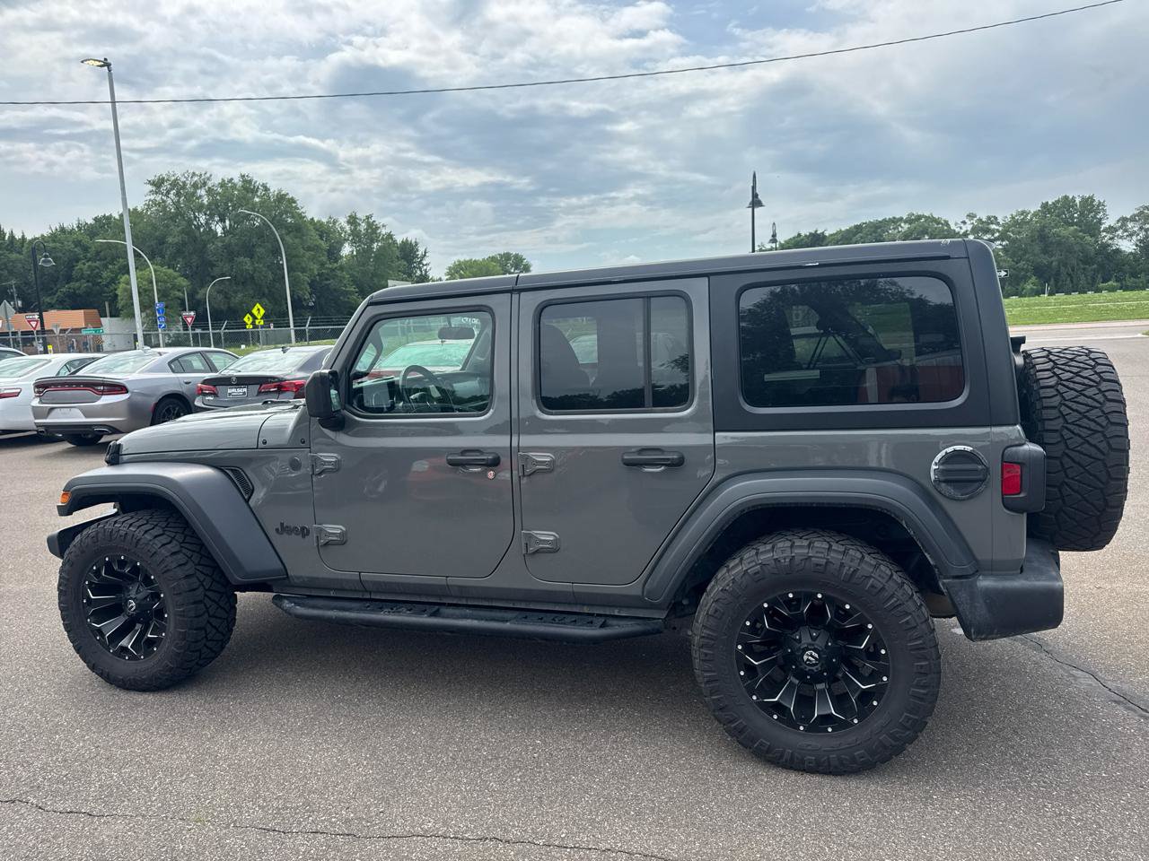 Used 2018 Jeep Wrangler Unlimited Sport S AWD/4WD image 8