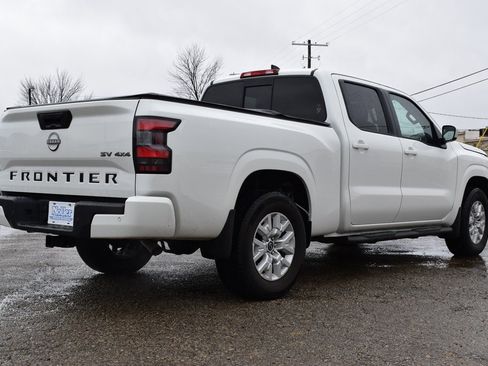 Used 2022 Nissan Frontier SV w/ Technology Package image 5