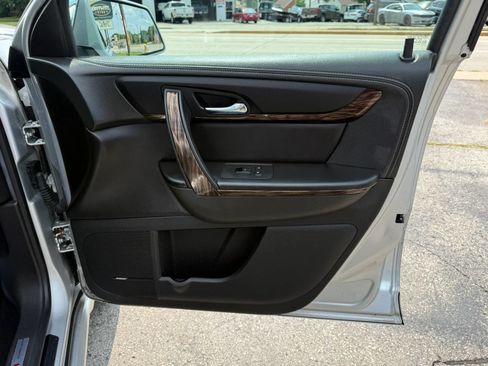 Used 2015 GMC Acadia Denali AWD/4WD image 22