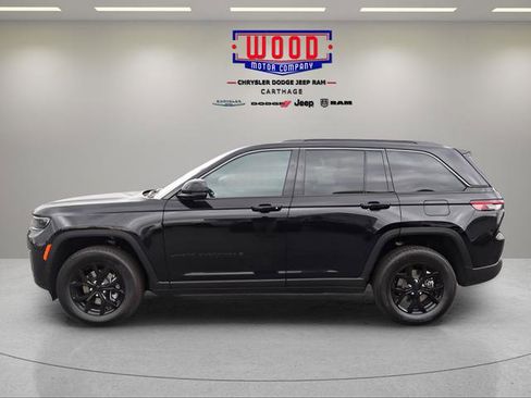 New 2026 Jeep Grand Cherokee Altitude AWD/4WD image 6