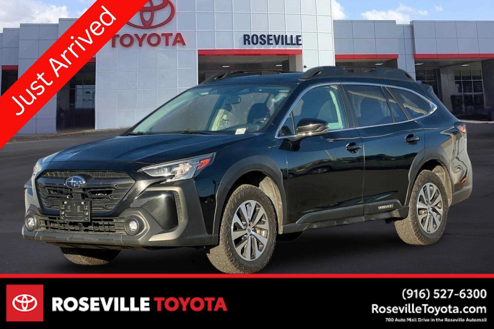 Used 2023 Subaru Outback Premium AWD/4WD image 1