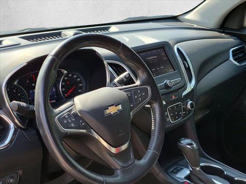 Used 2020 Chevrolet Equinox LT AWD/4WD image 9