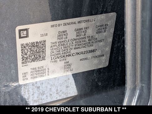 Used 2019 Chevrolet Suburban LT w/ LT Signature Package AWD/4WD image 31
