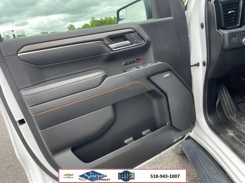 Used 2022 GMC Sierra 1500 AT4 w/ AT4 Preferred Package AWD/4WD image 11