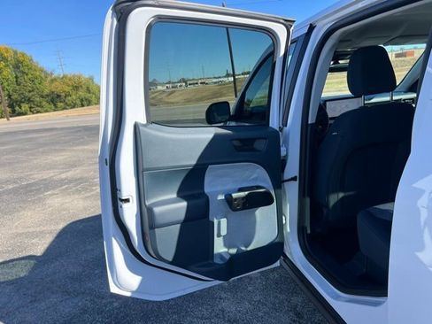 New 2025 Ford Maverick XLT w/ XLT Luxury Package image 14