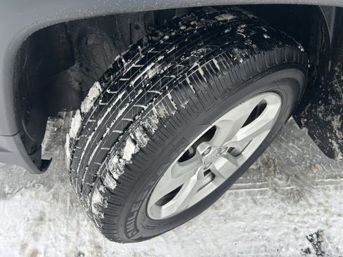 Used 2018 Jeep Compass Latitude image 28