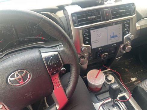Used 2024 Toyota 4Runner SR5 AWD/4WD image 9