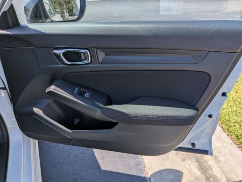 Used 2025 Honda Civic Sport image 22
