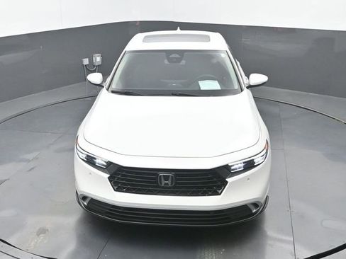 Used 2024 Honda Accord Touring image 31